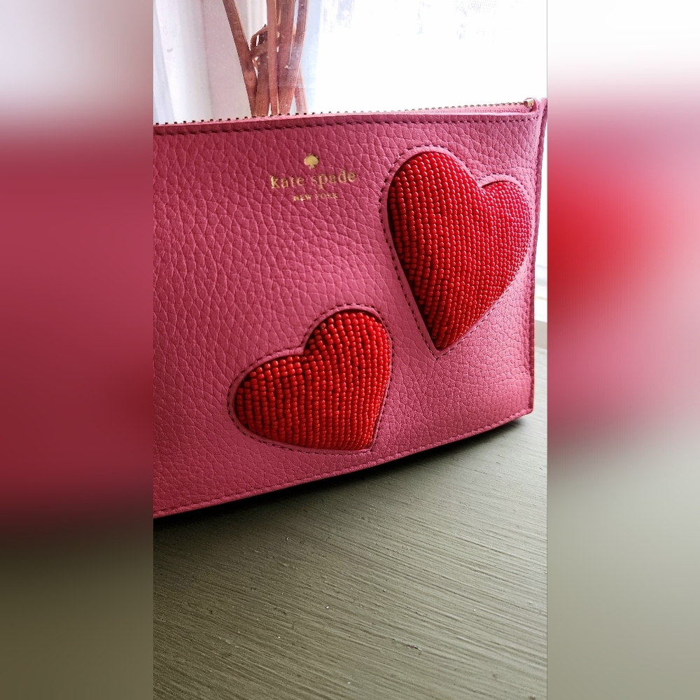 Kate Spade On Purpose Beaded Heart Wristlet Like New - Picture 3 of 5
